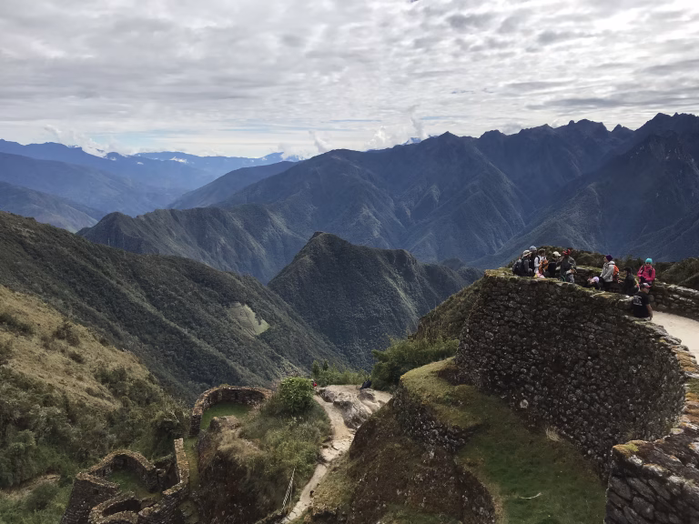 Classic Inca Trail 4 Days 3 Nights: The Ancestral Expedition to Machu Picchu gallery image 4